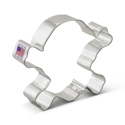 Skull & Crossbones Cookie Cutter 4 1/2"