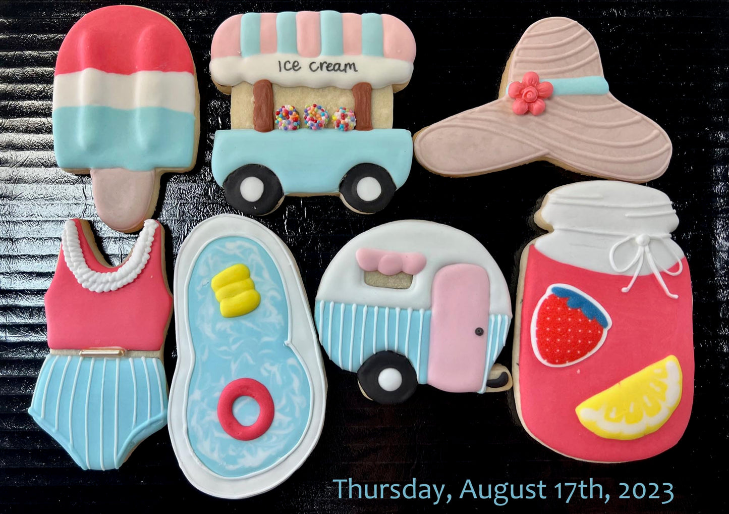 Thursday 8/17/2023: Sugar Cookie Decorating class - Summertime! (Please read class details below)